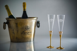 Graverbara champagneglas